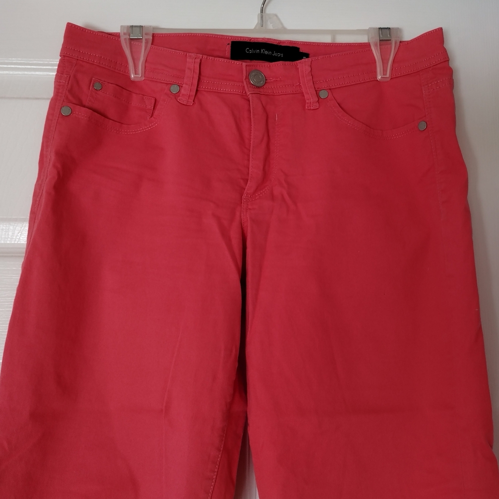 3/$30 Calvin Klein Women's Pink Jeans - Picture 5 of 7